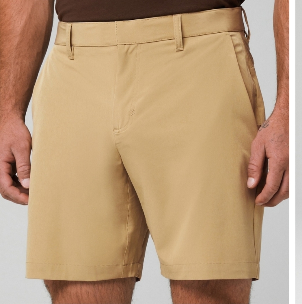 NEW Fabletics The Only Short Size 38